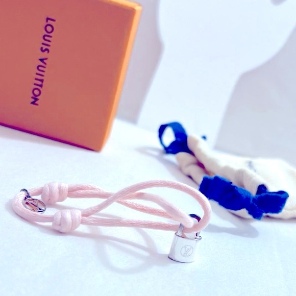 Auth Louis Vuitton Bracelet • Silver Lockit 925 Ag925 Authentic Louis Vuitton - Picture 4 of 4